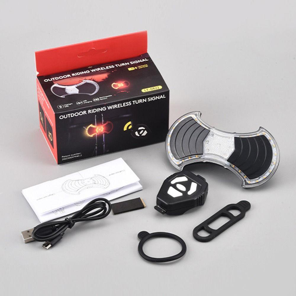 Đèn Đuôi Xe Điều Khiển Từ Xa Không Dây Sạc USB