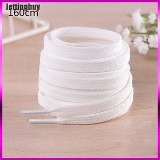Dây giày thể thao trắng và đen