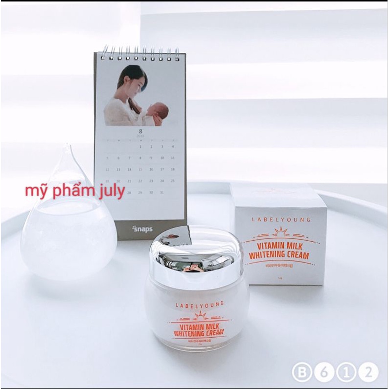Kem dưỡng trắng da Vitamin Milk Whitening Cream của Label Young