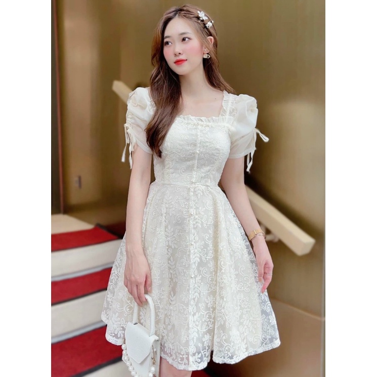 ĐẦM REN TAY PHỒNG CỔ KIỂU CHỮ U DÁNG XÒE THẮT NƠ 2 CÁNH TAY HÀNG CAO CẤP