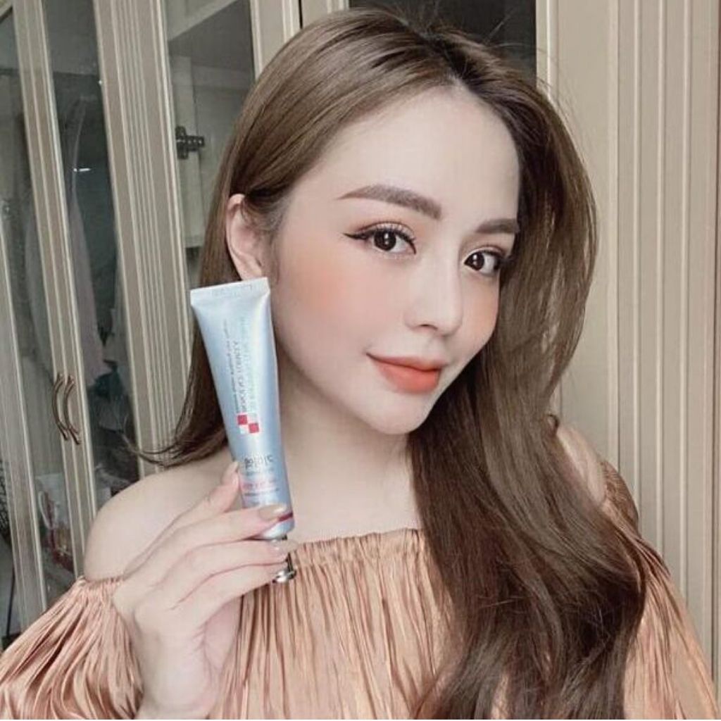 Kem Làm Mờ Thâm Nám Và Tàn Nhang Melasma-X 3D Whitening Clinic Cream 40ml Hàng Chính Hãng