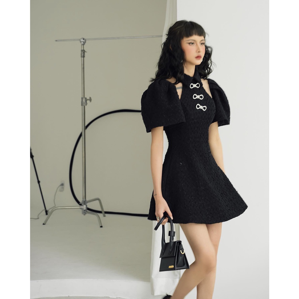 Đầm tay chuông chất liệu tweed Chloe Dress