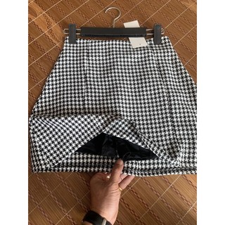 Chân váy tweed kẻ chữ a