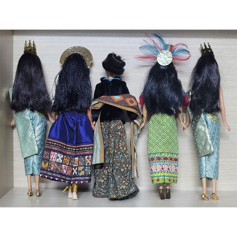 Búp bê barbie dolls of the world