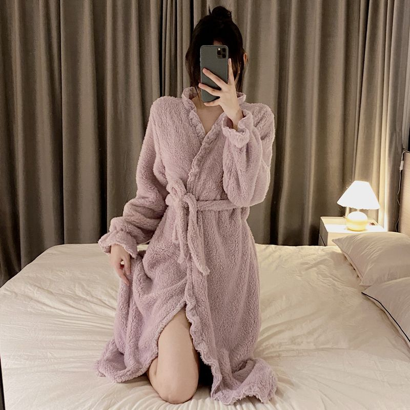 Áo Choàng Tắm Dài Bằng Lông Cừu San Hô Siêu Dày Quyến Rũ Cho Nữ Mặc Ở