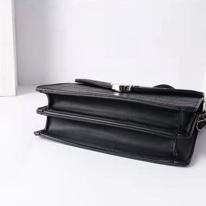 Túi Xách Nữ Đeo Chéo Dây Mắc Xích Thời Trang