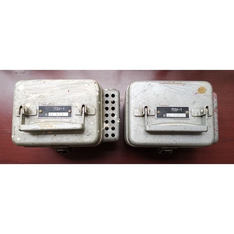 Hộp sắt hàng quân đội xưa Soviet