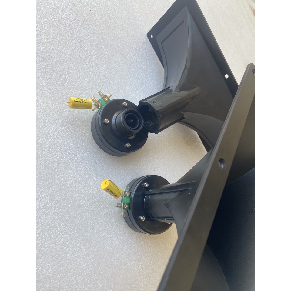 CỦ KÈN THUMPER TỪ 80 TITAN - KÈM TỤ 1.5MF - PHỄU 11X28CM - LOA TREBLE SÂN KHẤU - GIÁ 1 CÁI