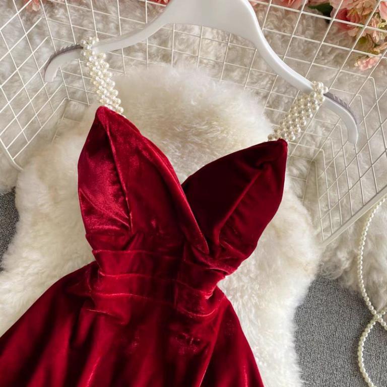 Đầm nhung 2 dây gợi cảm, váy nhung