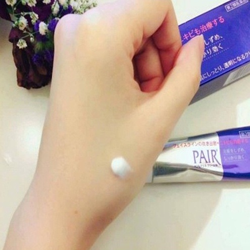 Kem Hỗ Trợ Giảm Mụn Pair Acne Lion Cream W Nhật Bản - 24g