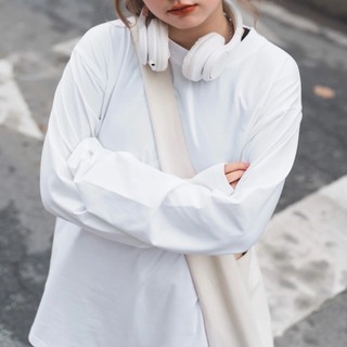 Áo Thun Tay Dài Longtee Trơn Basic Unisex Nam Nữ Form Rộng - La mode
