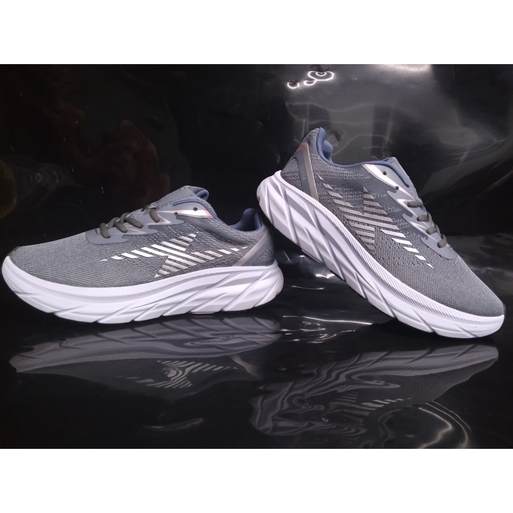 Siêu phẩm giày thể thao, giày chạy bộ GOYA TRAINNING PLUS màu xám mới nhất cực thời trang, êm ái và cá tính