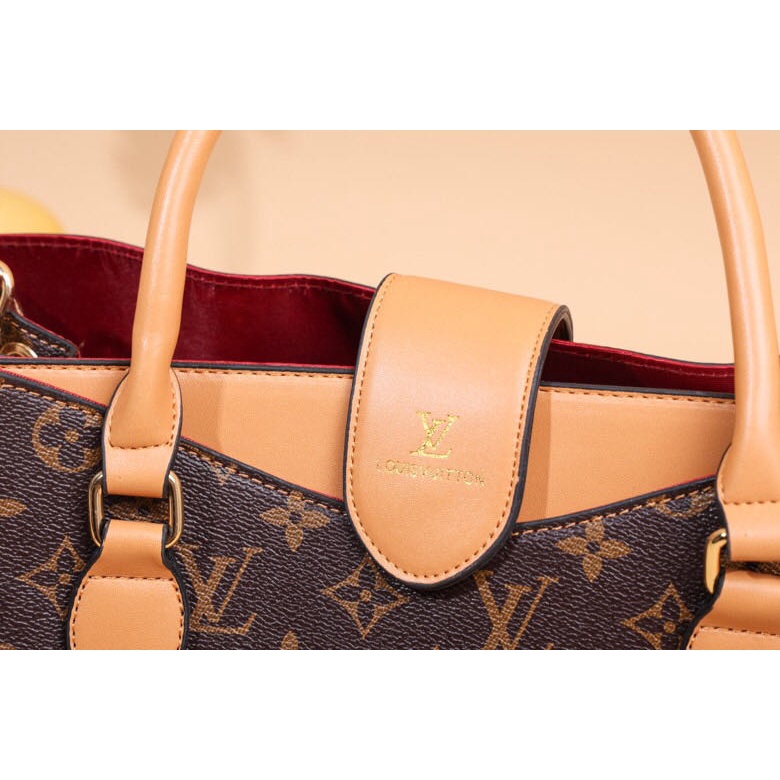 Túi Xách LV Thiết Kế Đơn Giản Thời Trang Xuân Hè 2023 Cho Nữ Trung Niên