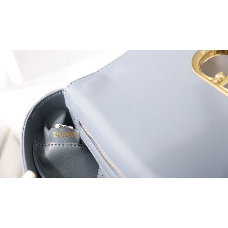 Túi Xách Dior Caro Bag Small Trắng Đen Be Xanh Size 20  -  By Anh Dinh Phuong