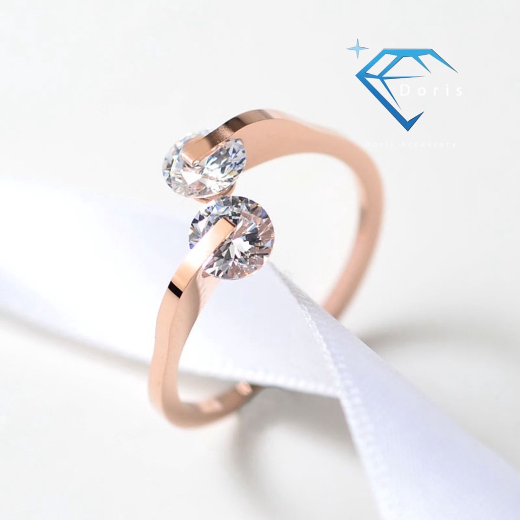Nhẫn nữ Doris titan đá zircon chéo Gold / Rose Gold TT5643