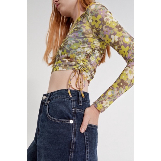 ÁO SHEER HOẠ TIẾT PULLBEAR