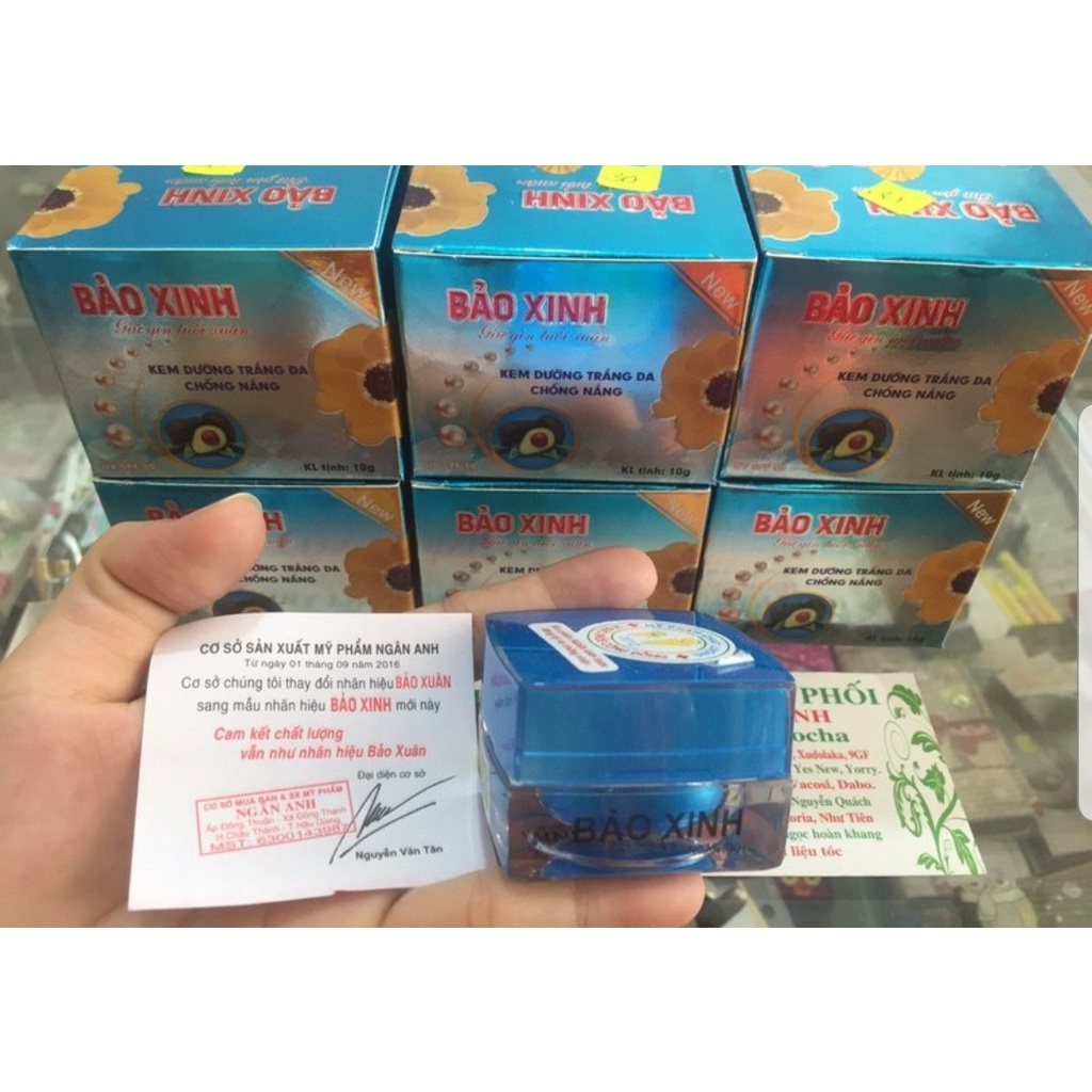 kem bảo xinh trắng da chống nắng 10gr 35000/MS027