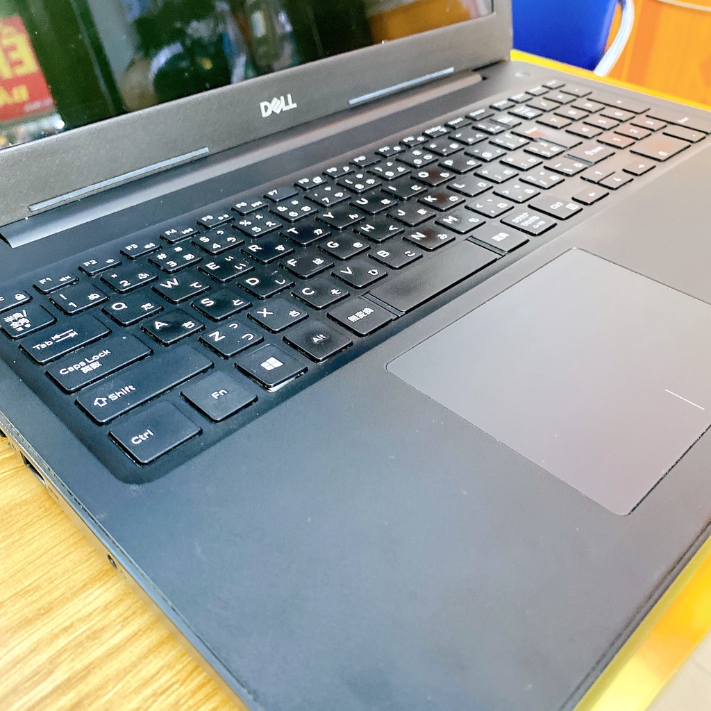 Laptop giá rẻ Dell 3590 màn hình lớn 15.6 inch.Máy nguyên zin chưa qua sửa chữa,bao test.