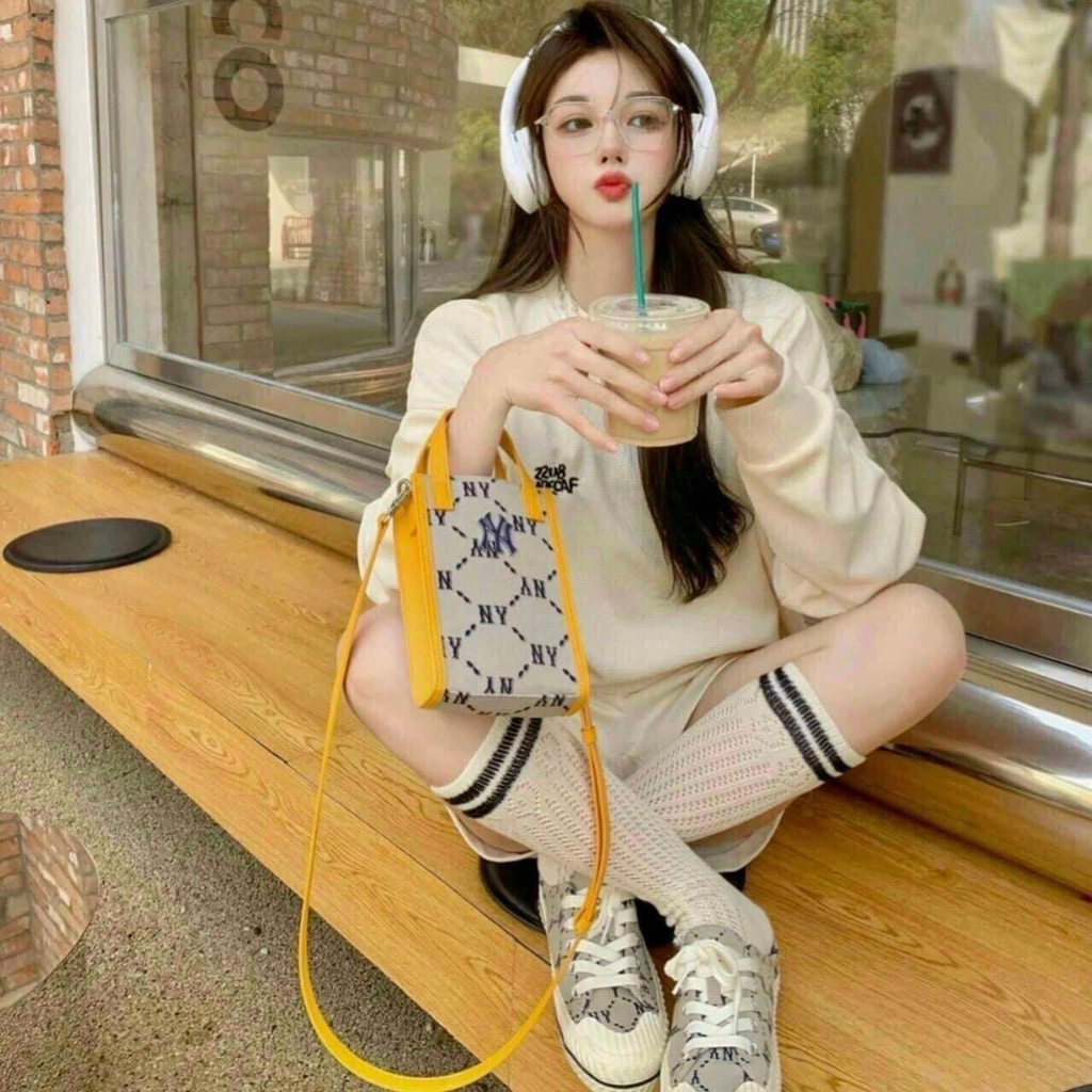 Túi MLB Monogram Handphone Crossbag Newyork Yankees - Túi MLB Đeo Chéo Đựng Điện Thoại Xuất Dư