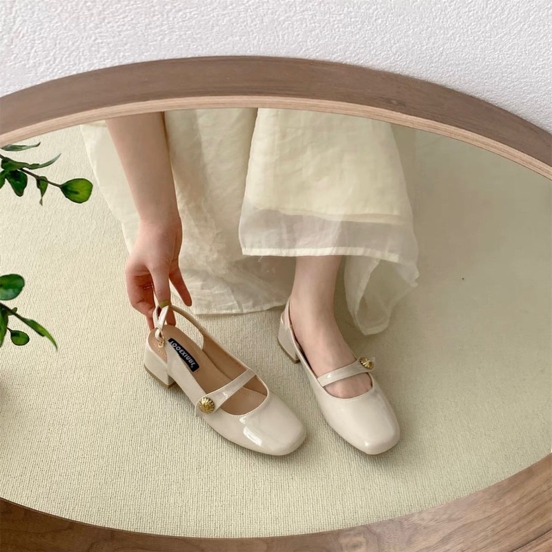Slingback da bóng hai màu đen kem - Bunny Shoes (K992)