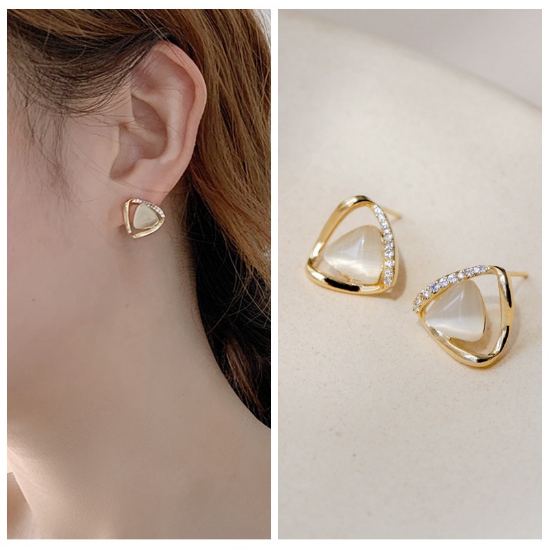 Khuyên Tai Nữ Hình Tròn Thời Trang Cổ Điển