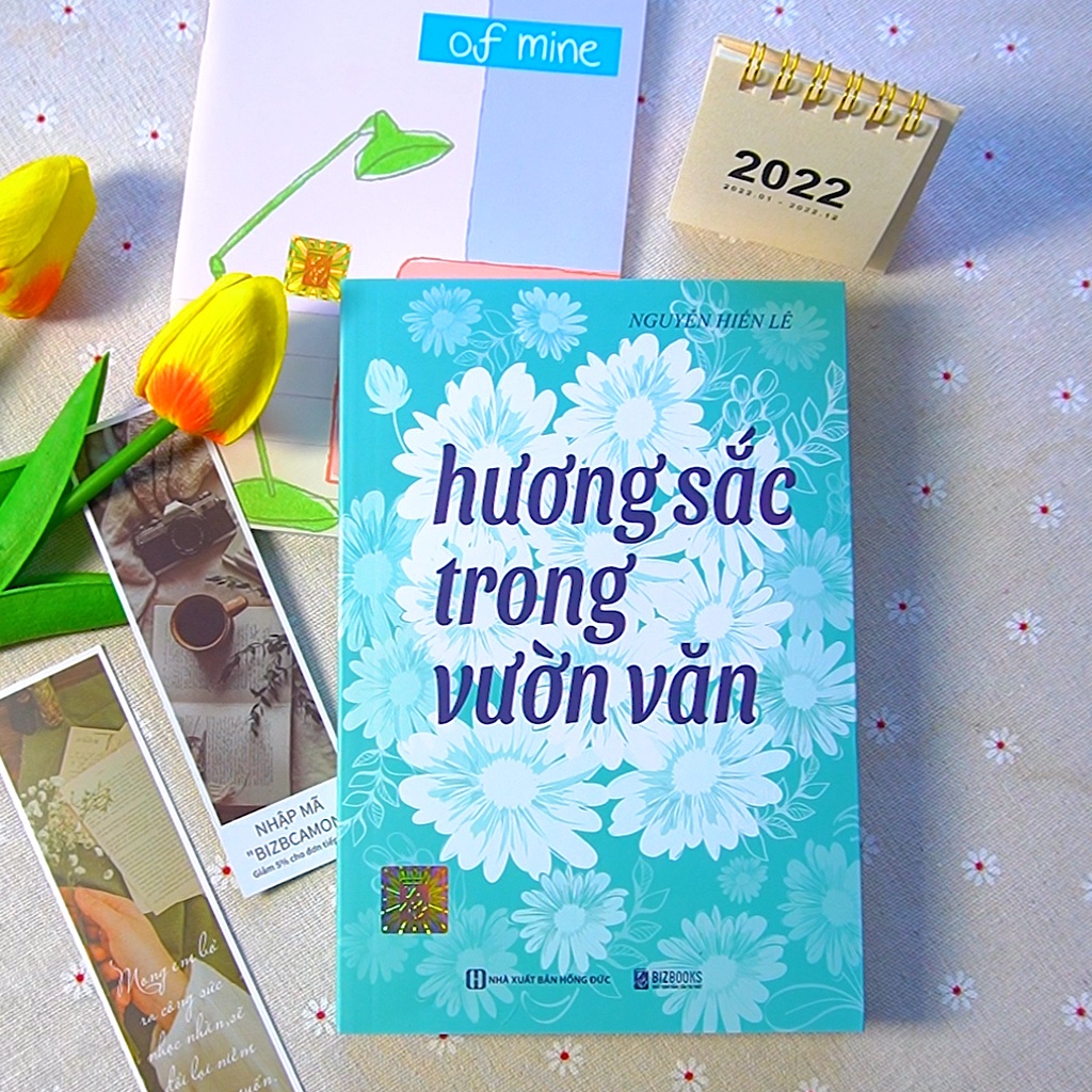 Sách Hương Sắc Trong Vườn Văn Nguyễn Hiến Lê - Hướng Dẫn Người Viết Văn Rèn Luyện Tay Nghề