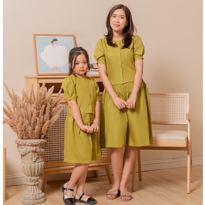Bộ Đồ Đôi Mẹ Và Bé Áo Ngắn Tay Phối Quần Giả Váy Cực Yêu TN1024 Dubai