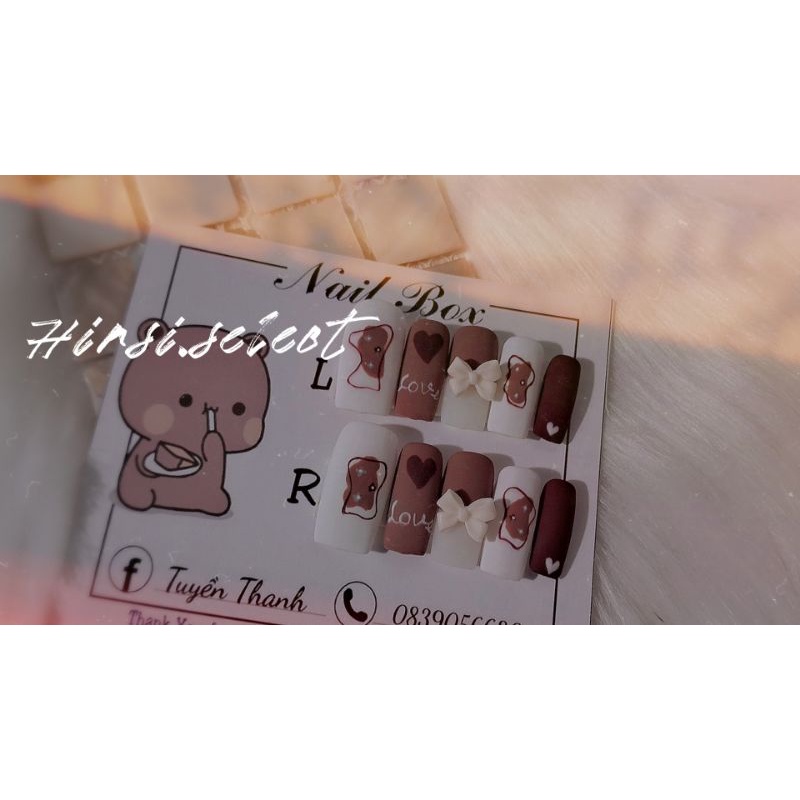 Nail box thiết kế chữ love -kèm keo