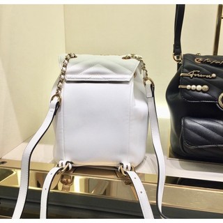 Balo Lyn huy hiệu LADY LYN BACKPACKS