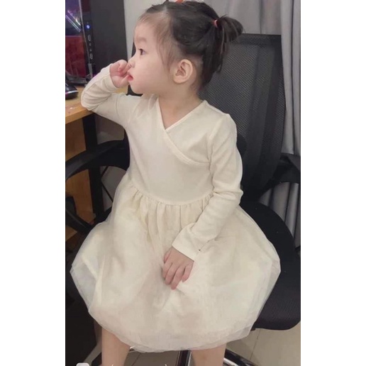 Váy bé gái cực xinh xắn