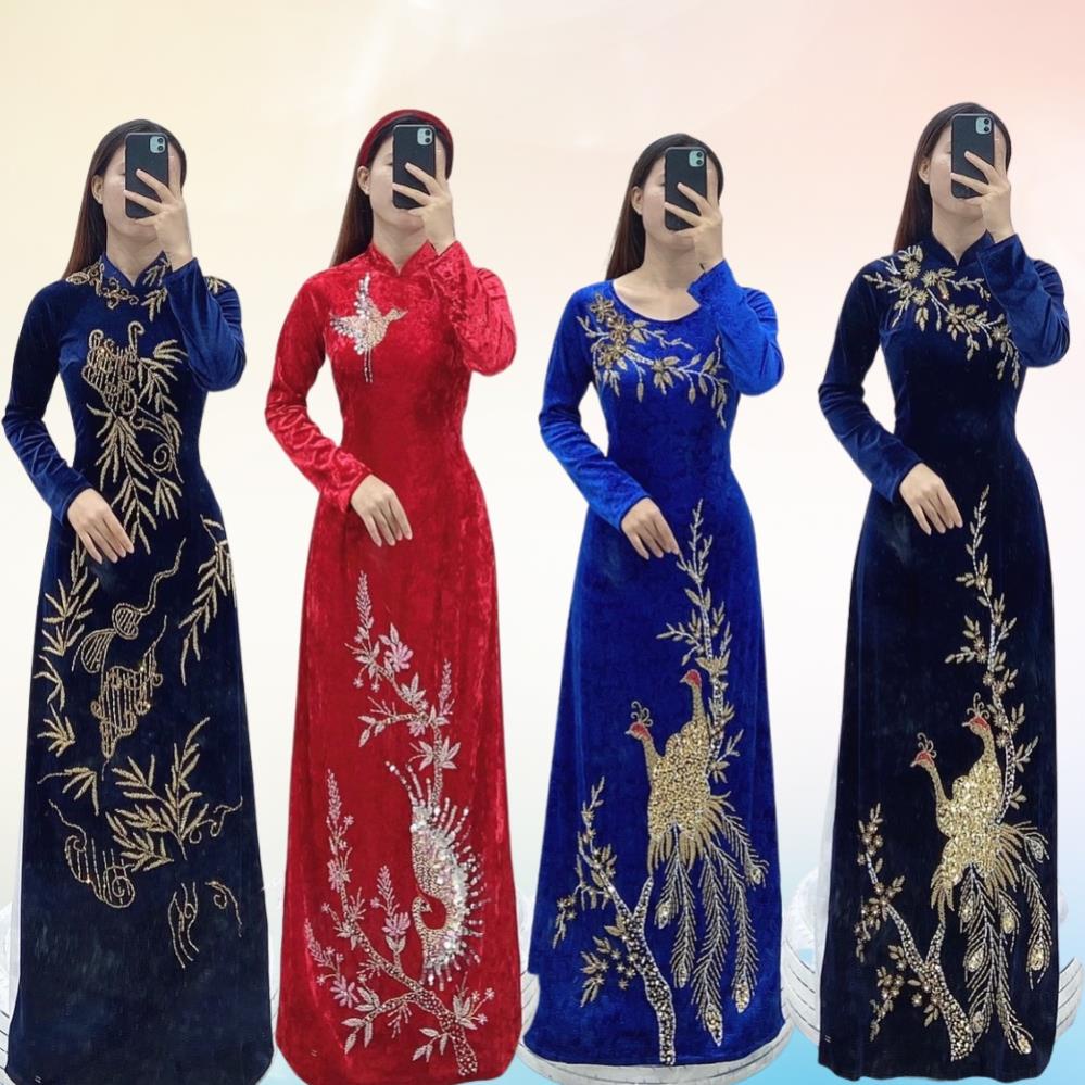 Áo Dài Nhung đính kết pha lê họa tiết cho mẹ trẻ, bà sui