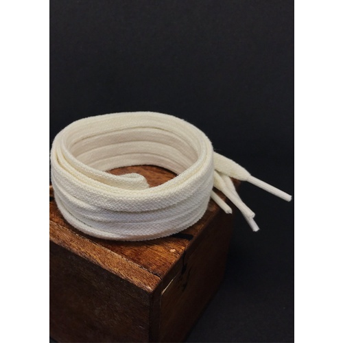 Dây giày thể thao trắng dẹt 1m2 K003