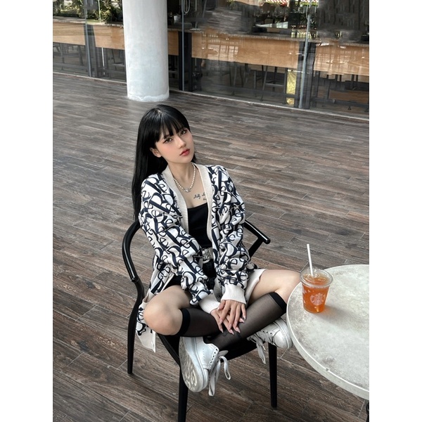 LOCAL BRAND REE - ÁO CARDIGAN LEN MONOGRAM PIXEL MÀU KEM