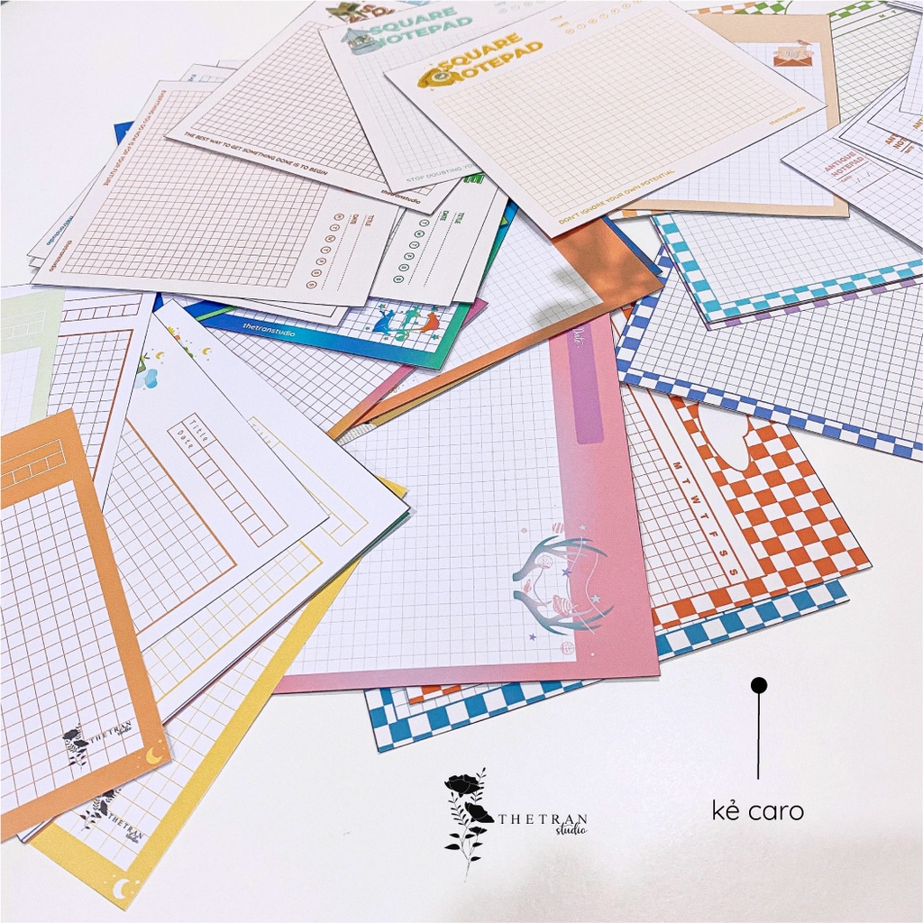 Bộ 10 tờ giấy ghi chép kẻ caro khổ vuông nhiều kiểu dễ thương / square notepad / thetranstudio