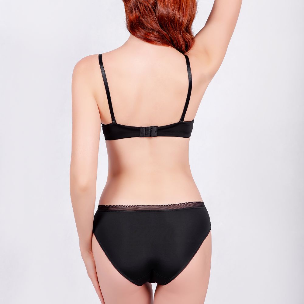 Quần lót Misaki trơn dáng basic - 1002