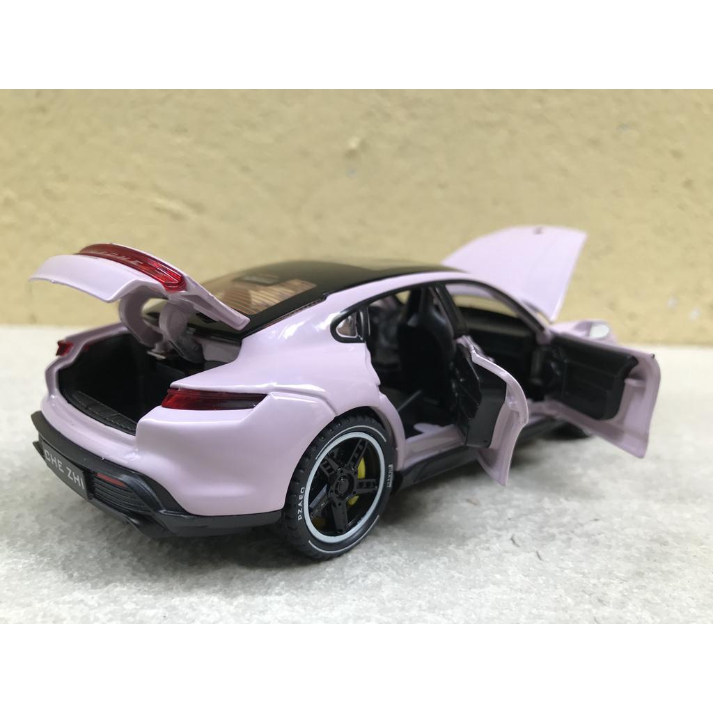 Mô hình xe Porsche Taycan S 2023 1:32