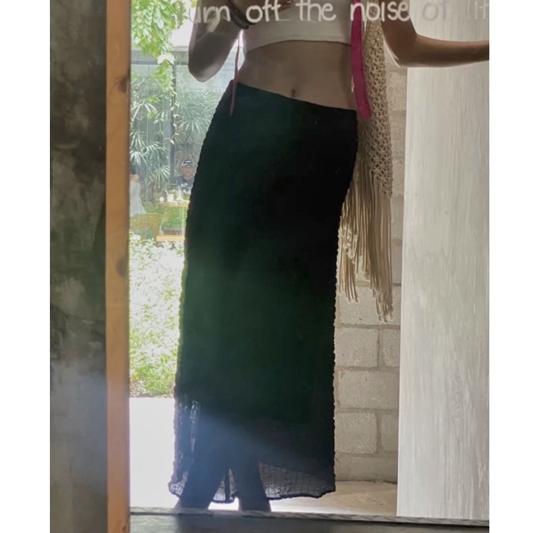 Váy dài nữ đen đáy thấp vải nhún dáng suông Charcoal Long Skirt - CAM STUDIO