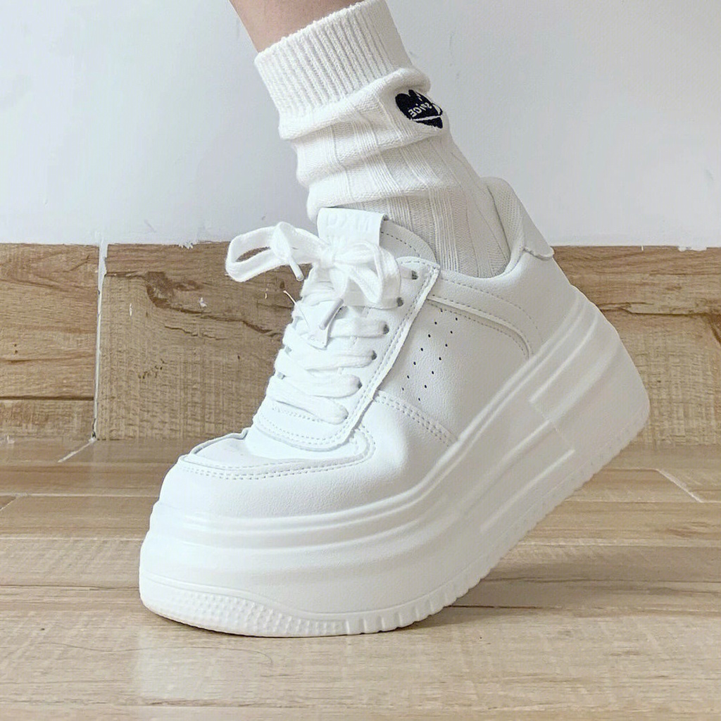 Bán Chạy#Giày Thể Thao Đế Dày Tăng Chiều Cao Thiết Kế Thoáng Khí Phong Cách Mới Cho Nữ