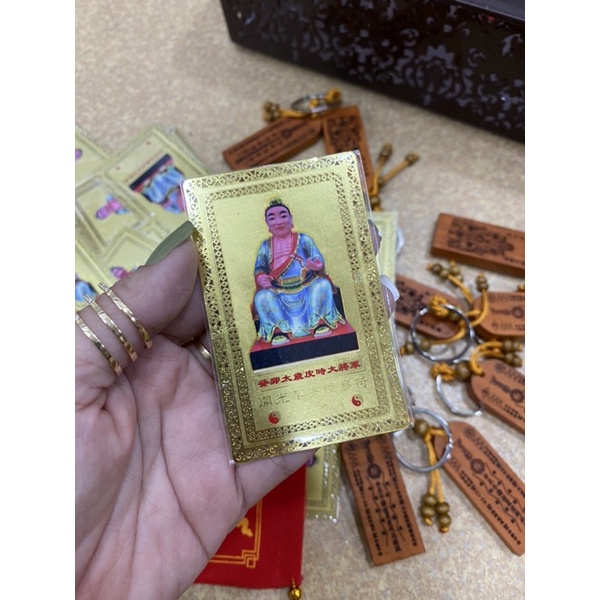 Kim Bài Thái Tuế ốp điện thoại và móc phù Thái Tuế năm 2023