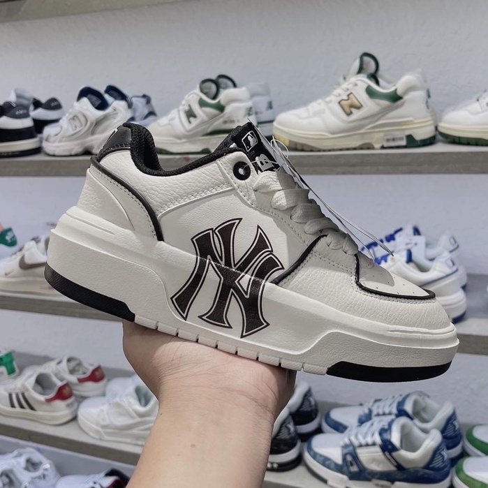 Giày MLB Chunky Liner New York Yankees White Black, Giày Sneaker MLB Chunky NY Đen Hàng Chuẩn Full Box | BigBuy360 - bigbuy360.vn