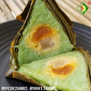 Bánh Ú Ngót nhân mặn [Bánh tét Trà Cuôn Hai Lý tại Trà Vinh]