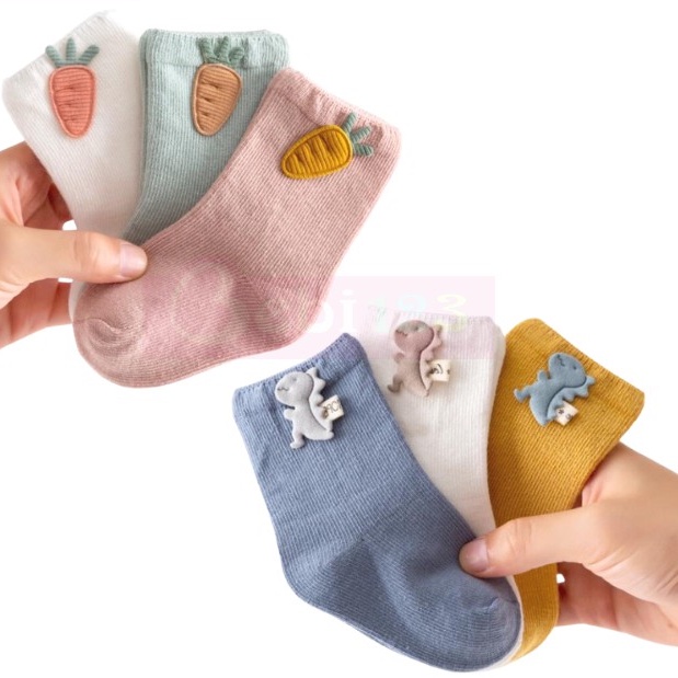 Set 3 đôi tất vớ cao cấp hình cà rốt và khủng cho bé trai bé gái