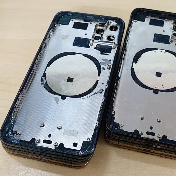 Vỏ sườn zin máy dành cho 11ProMax màu đen, vàng, xanh