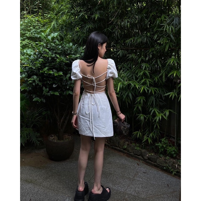 Đầm Zara Tay Phồng Hở Lưng Cột Dây