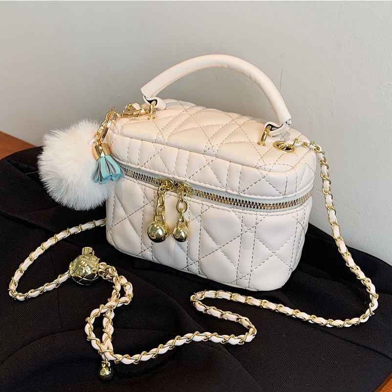 Túi tote IELGY hình vuông nhỏ phối bóng lông xù sành điệu cho nữ