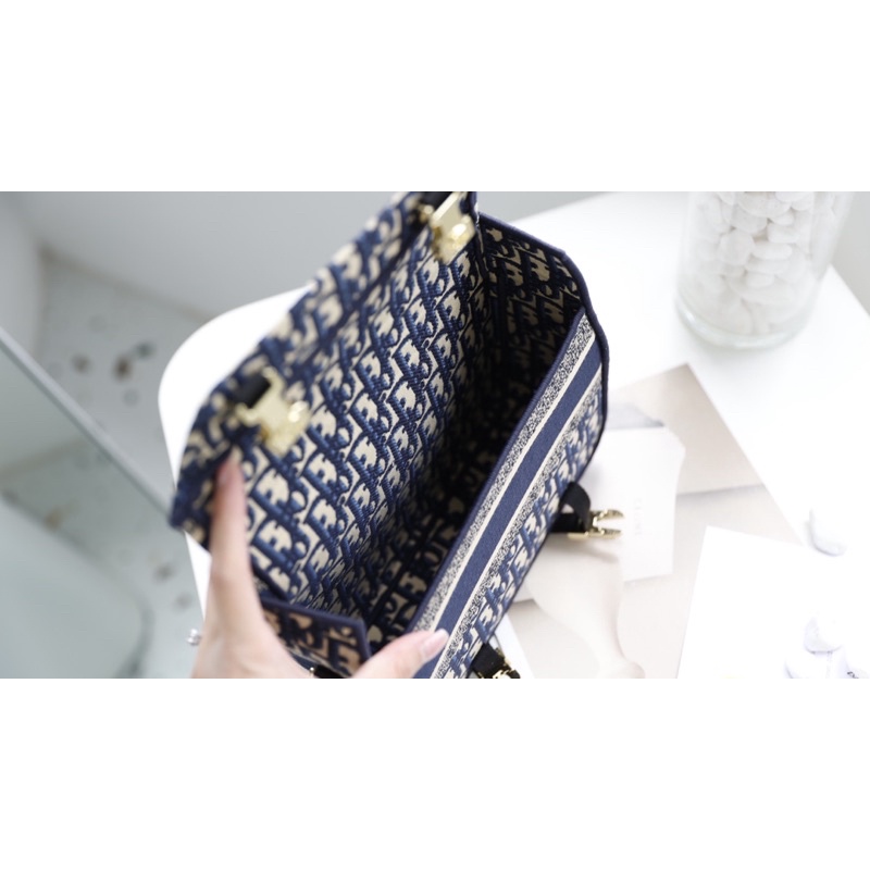 Túi đeo chéo Dior messenger dáng unisex size 23cm fullbox vip