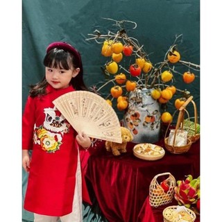 Áo dài đỏ thêu lân kèm bờm tóc cho bé