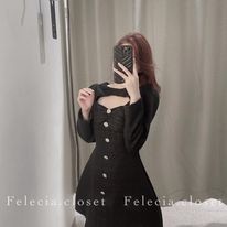 Váy dạ khoét ngực phối ren
