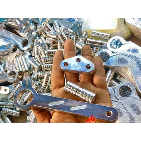 Pát gắn trợ lực cổ raider,sonic