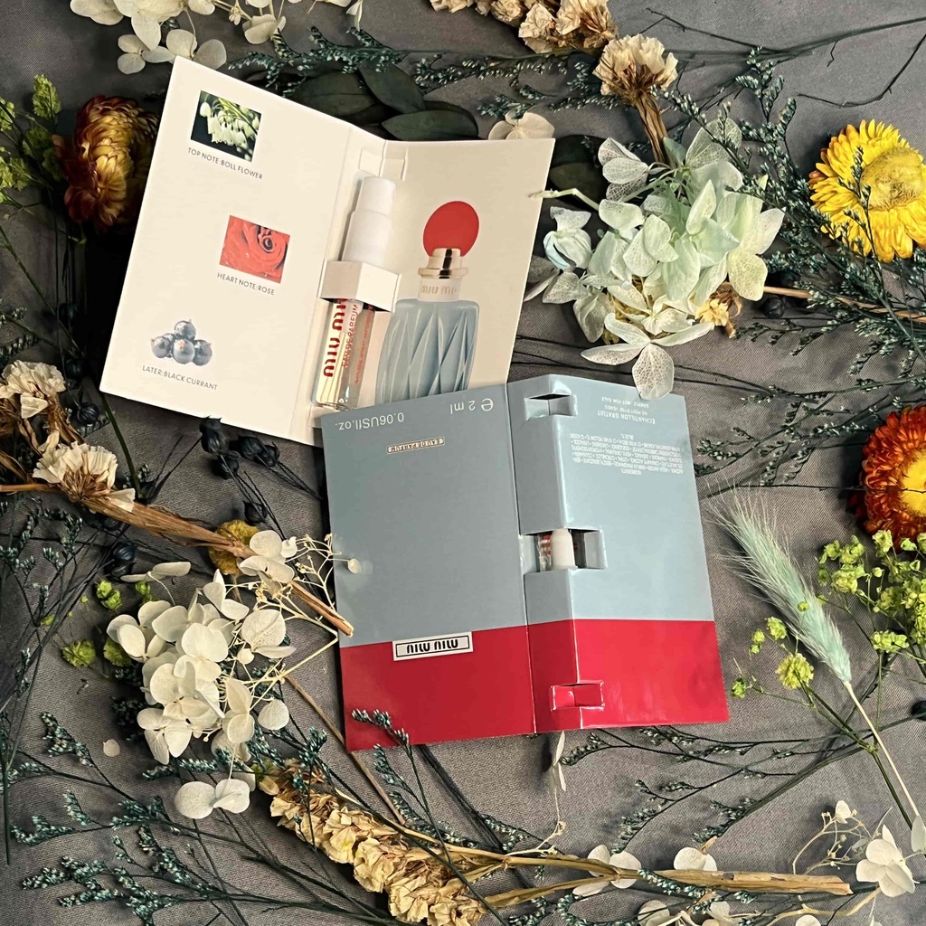 Chai nước hoa nữ 2ml - Miu Miu Miu Miu